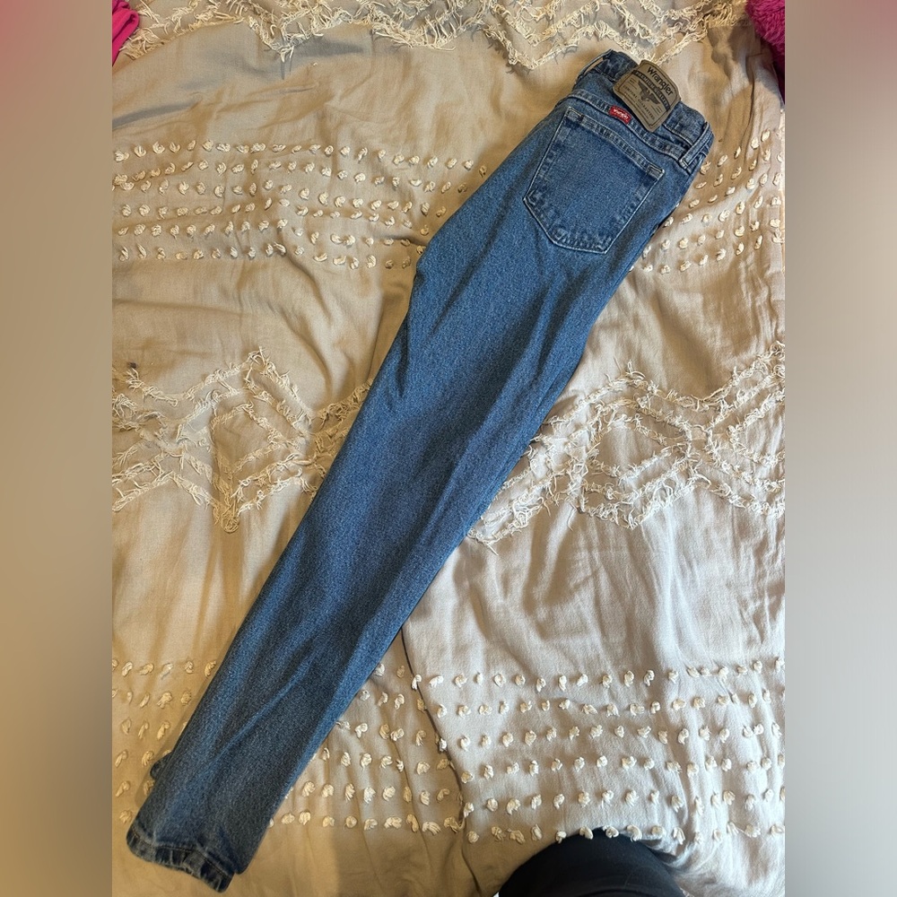 Wrangler straight leg jeans!